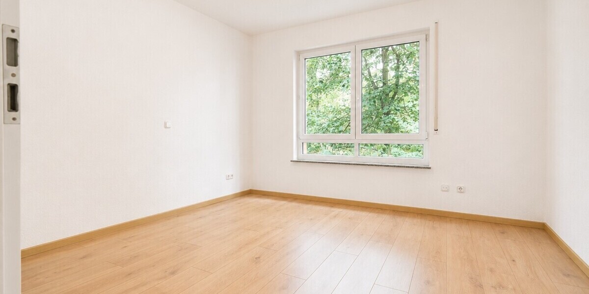 Wunderschöne 2 Zi Wohnung mit Kamin und TG PLatz - hier können Sie entspannen - Etagenwohnung Oberursel | Angebot:27505507