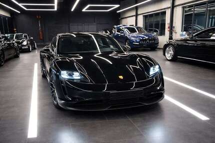 Porsche Taycan 2.500 km 77.231 &euro; Kelsterbach 65451