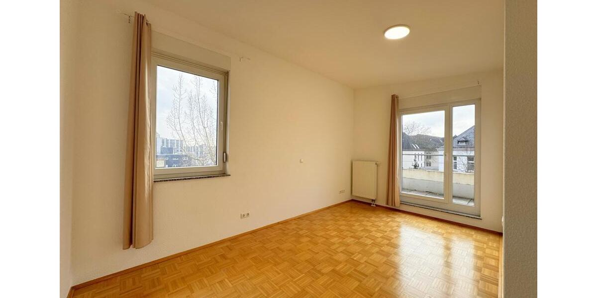 LIVE ON THE TOP FLOOR! Stylish 98 m² penthouse with terrace and underground parking 3 zimmer