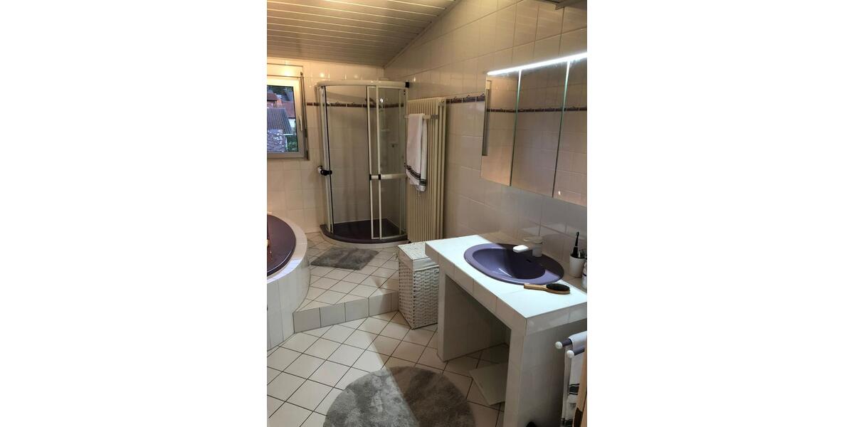 Stilvolle 3-Zimmer-Wohnung zu vermieten 3 zimmer