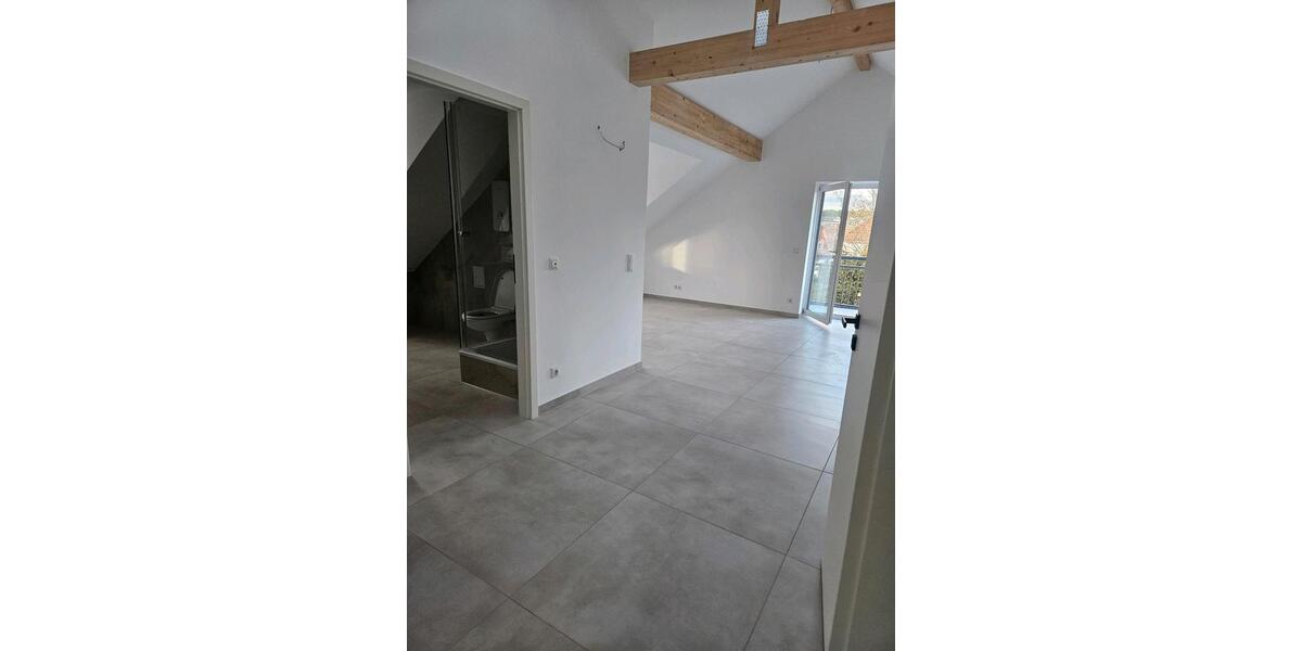 Dachgeschoßwohnung Bad Soden am Taunus - 3 Zimmer, 75 m&sup2;, 1.600&euro; | Angebot:26422087