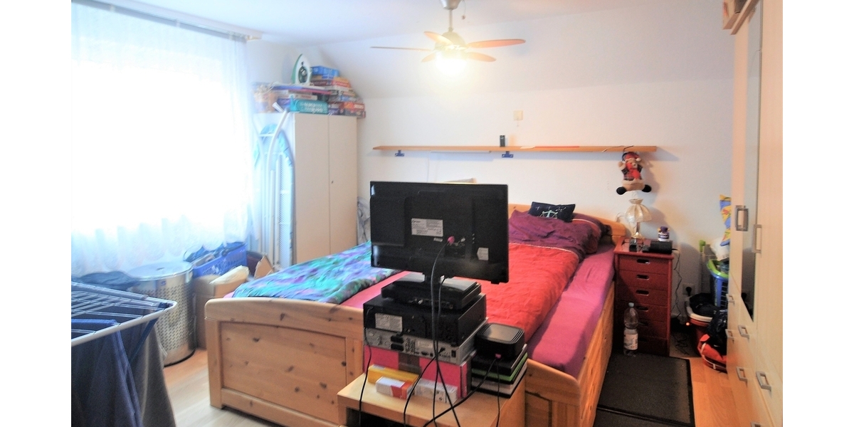 Top Angebot: 1 Grundstück, 3 Gebäude, bis zu 5 WE, davon 3 vermietet - Mehrfamilienhaus, Wohnhaus Schmitten | Angebot:26339403