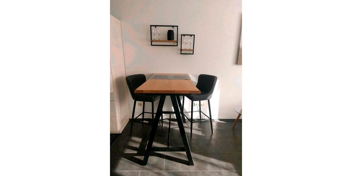 Etagenwohnung Wiesbaden Mainz-Amöneburg - 2 Zimmer, 44 m&sup2;, 1.210&euro; | Angebot:26321025