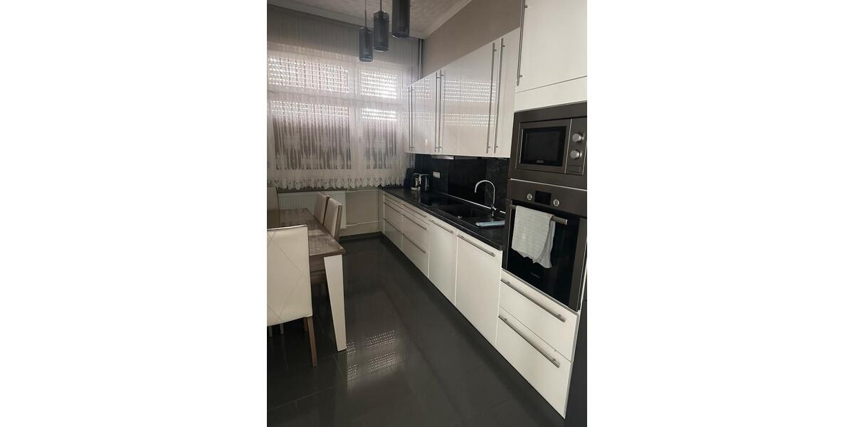 Einfamilienhaus Kriftel - 11 Zimmer, 260 m&sup2;, 849.000&euro; | Angebot:27086870