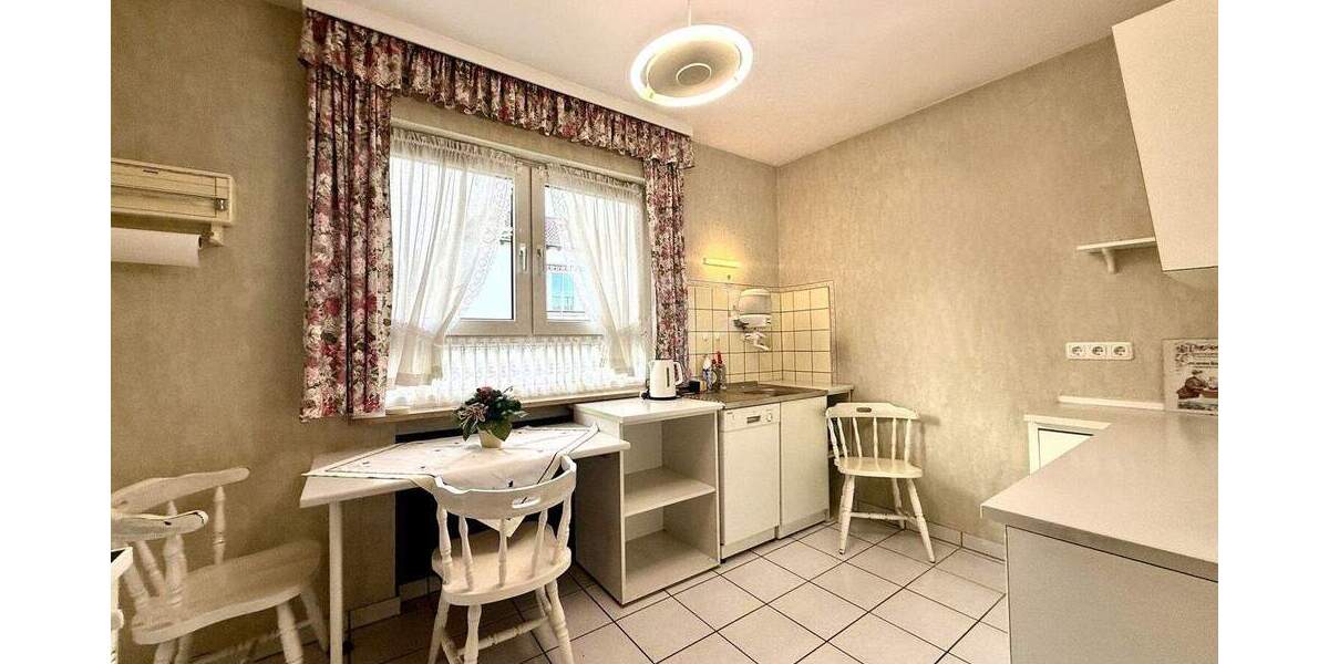 Mehrfamilienhaus, Wohnhaus Kelkheim (Taunus) Kelkheim - 8 Zimmer, 183 m&sup2;, 845.000&euro; | Angebot:25682197