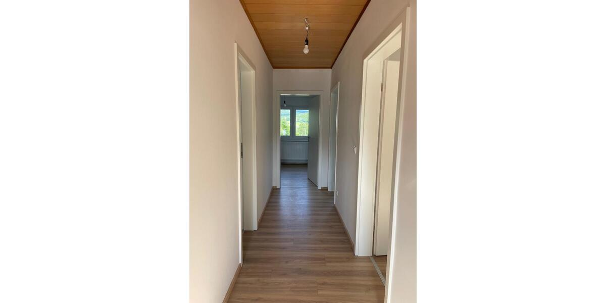 Maisonettenwohnung Waldems - 6 Zimmer, 155 m&sup2;, 1.650&euro; | Angebot:26382707