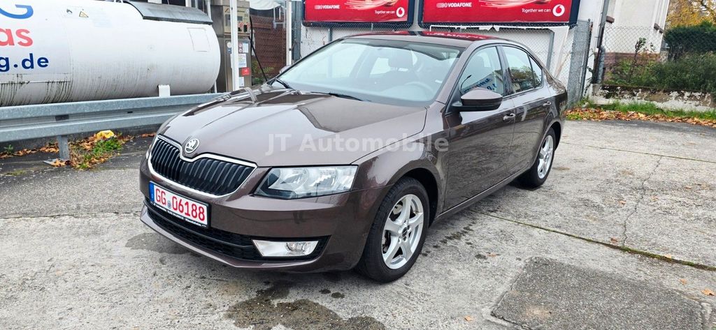 Skoda Octavia 211.000 km 6.999 € Rüsselsheim am Main 65428