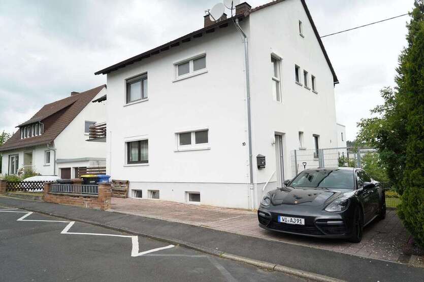 Haus zum Kaufen in Taunusstein OT Wehen 647.500 € 207 m²