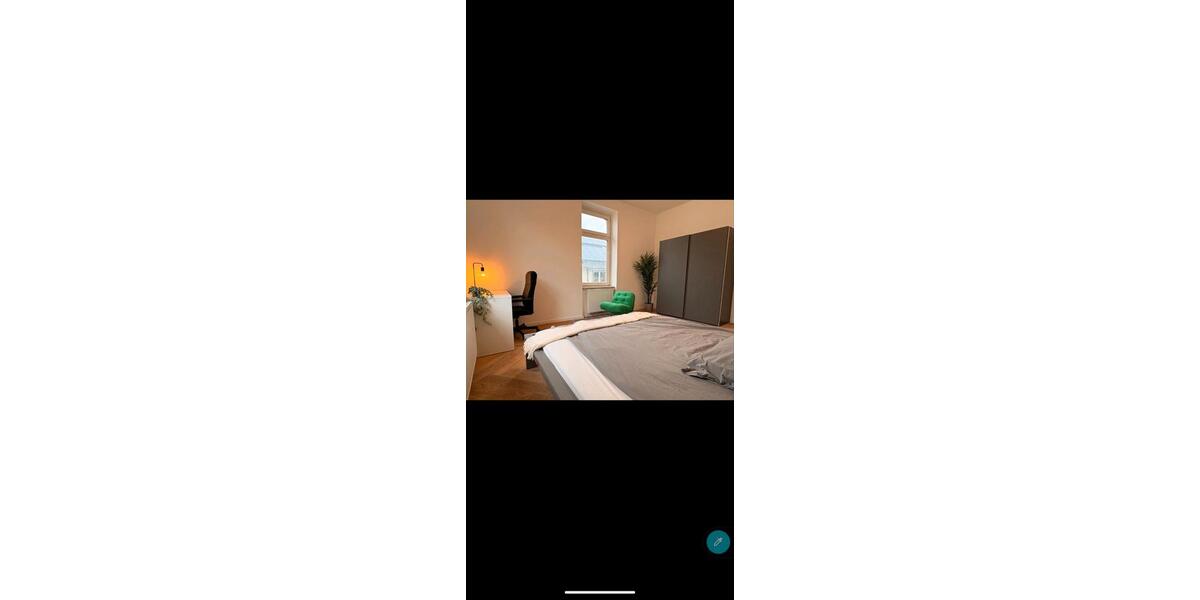 Etagenwohnung Wiesbaden Nordost - 4 Zimmer, 12 m&sup2;, 650&euro; | Angebot:26102421