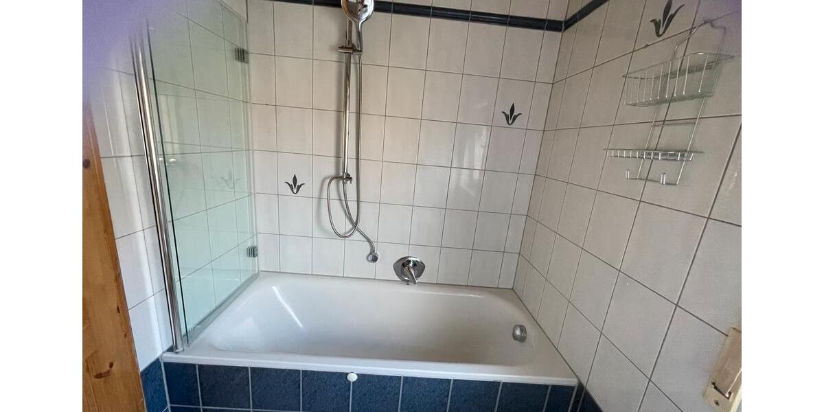 Dachgeschoßwohnung Ginsheim-Gustavsburg Gustavsburg - 3 Zimmer, 68 m&sup2;, 1.280&euro; | Angebot:25978637