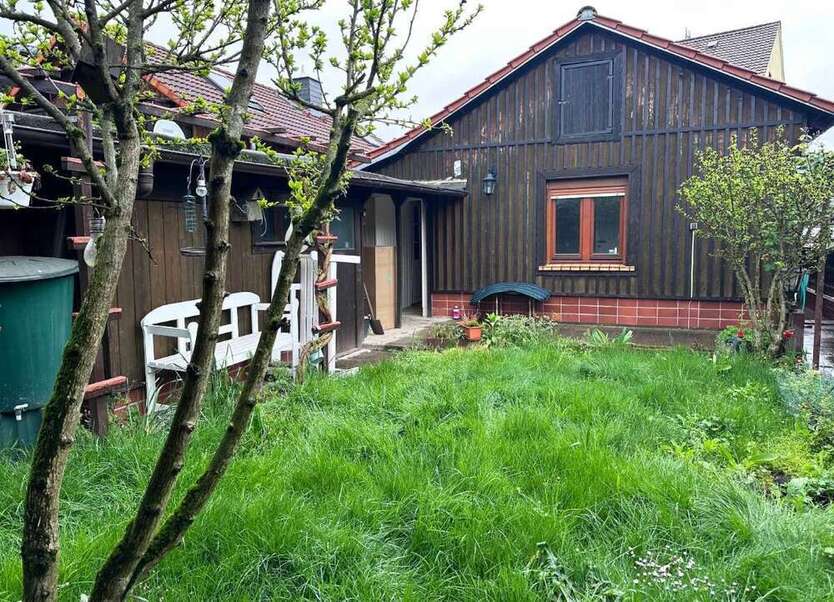 Haus zum Kaufen in Frankfurt am Main 169.000 € 59.29 m²