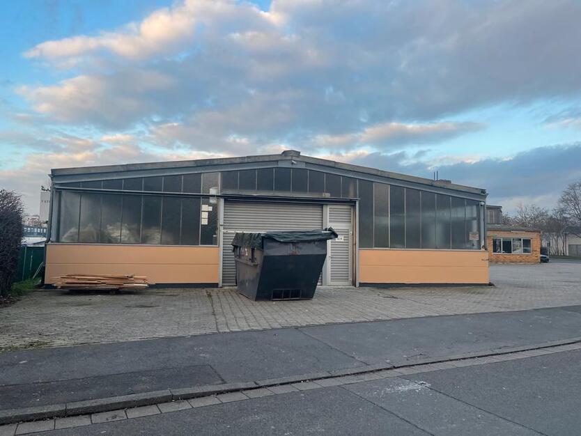 Halle Lager Produktion