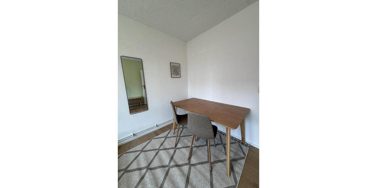 Etagenwohnung Mainz Neustadt - 4 Zimmer, 70 m&sup2;, 555&euro; | Angebot:26490915