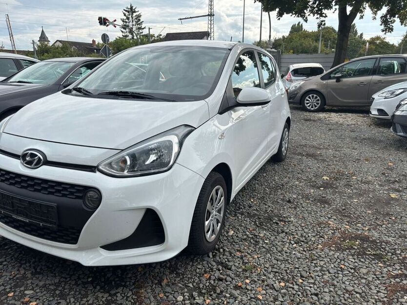 i10