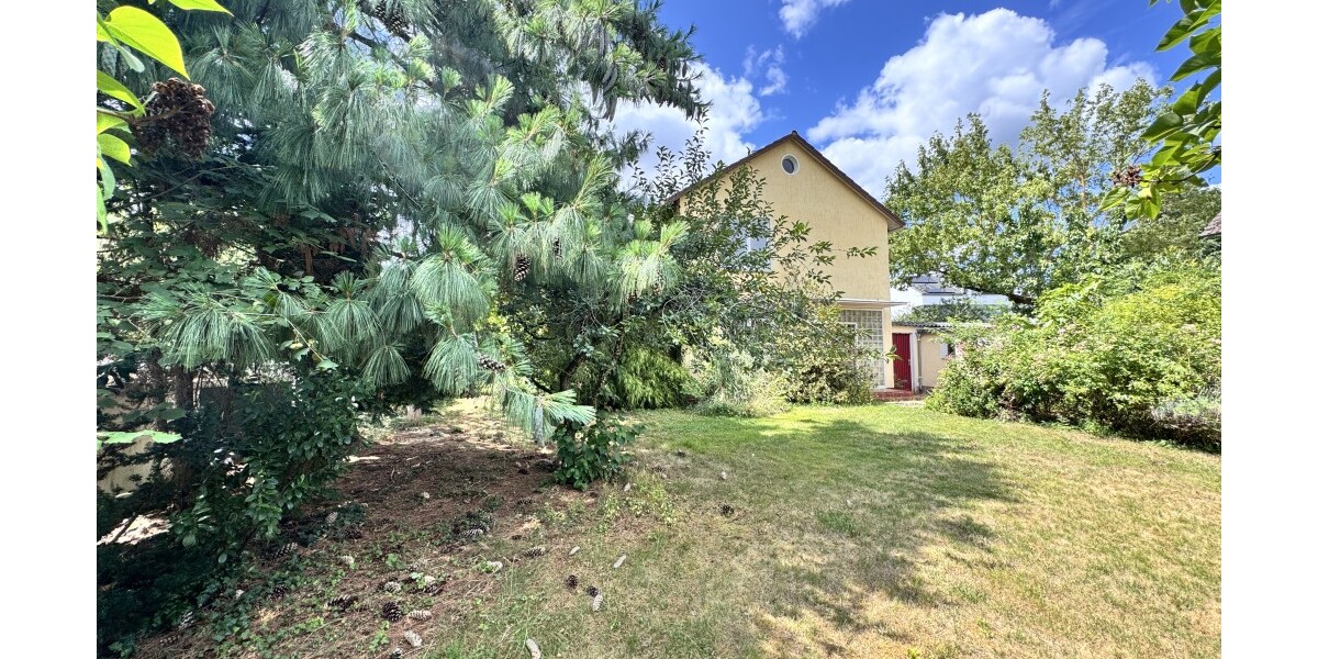 *Ihre Gelegenheit in Marxheim! Abrissgrundstück in ruhiger Lage – Bebaubar mit EFH, DH o. 2-FH* zimmer