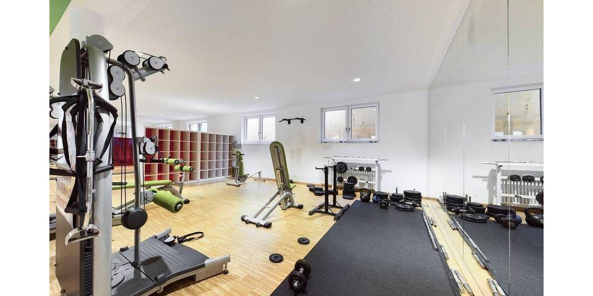 DIE ZIMMEREI | Möbliertes 1-Zimmer-Apartment in zentraler Lage nahe der Universität | Large Bude 1 zimmer