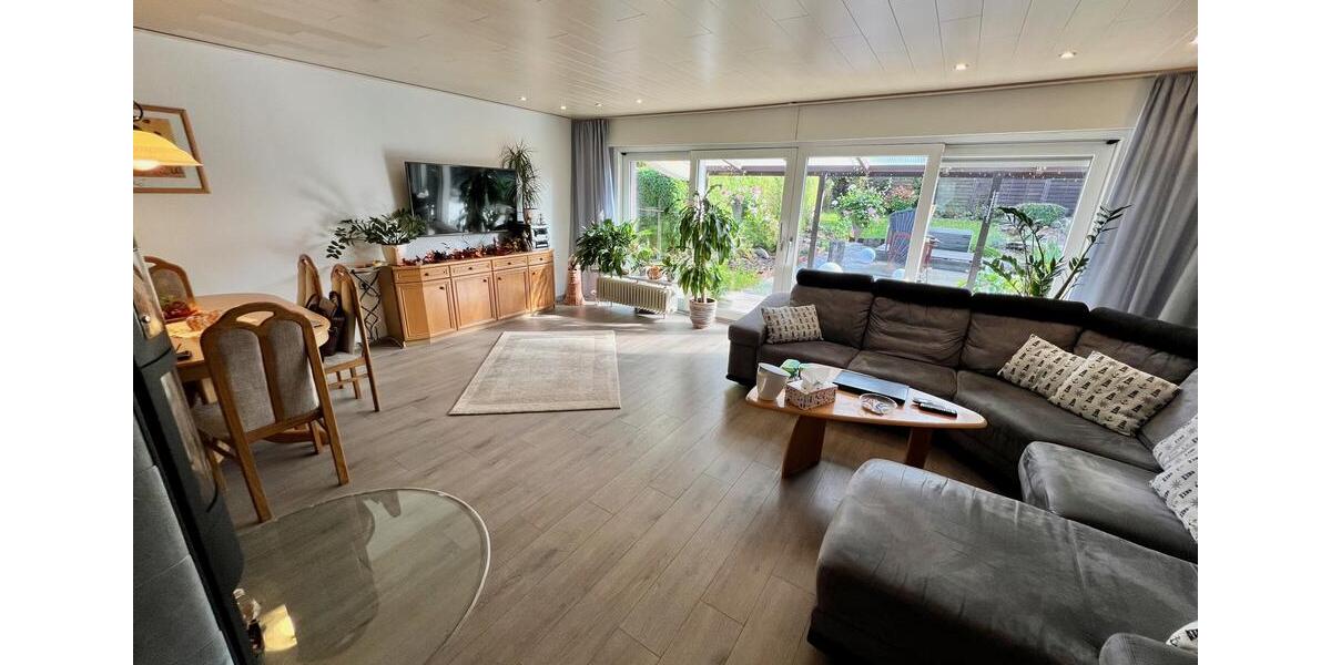 Einfamilienhaus Schlangenbad - 6 Zimmer, 174 m&sup2;, 2.500&euro; | Angebot:26670174