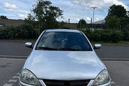 Opel Corsa 175.500 km 950 &euro; Wiesbaden 55246