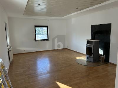 VIEL PLATZ - IDEAL FÜR MONTEURE