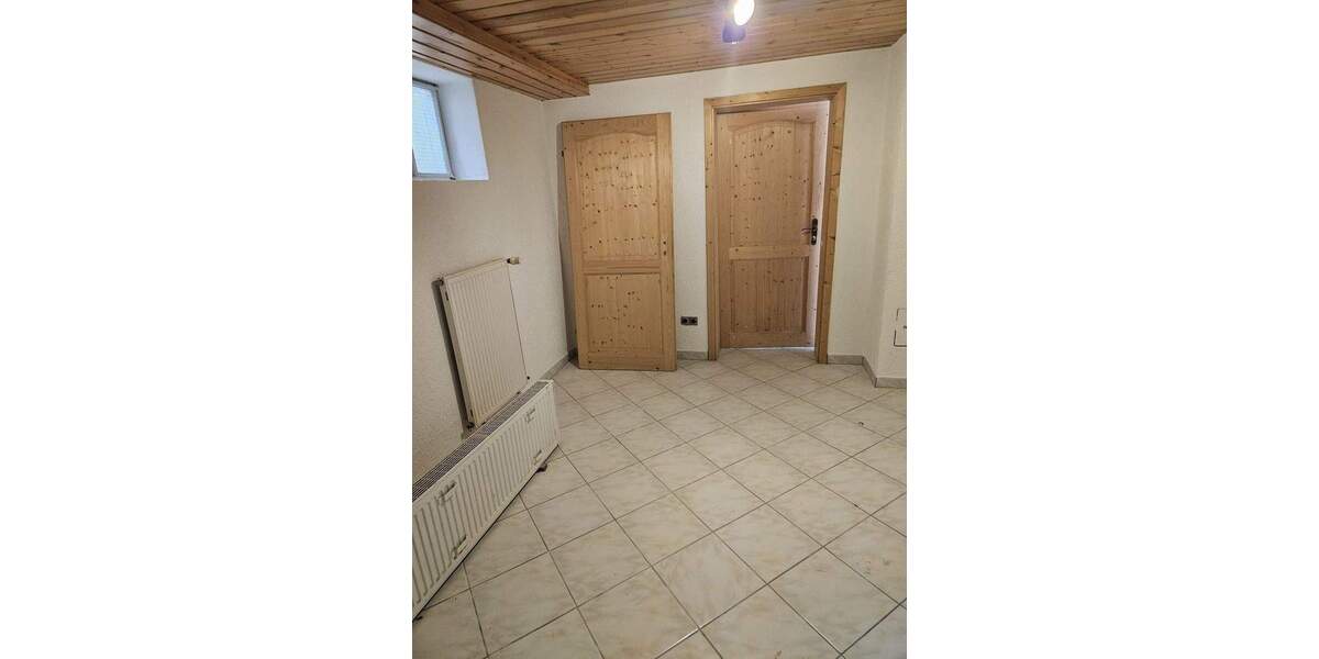 Mehrfamilienhaus, Wohnhaus Hohenstein Breithardt - 4 Zimmer, 140 m&sup2;, 1.250&euro; | Angebot:24565862