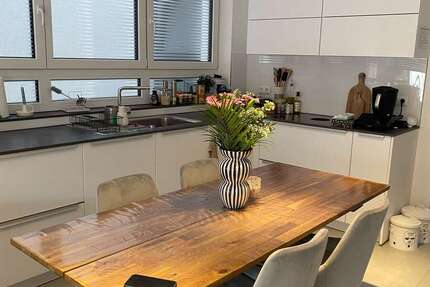 Wohnung Hofheim - 3 Zimmer, 93 m&sup2;, 1.550&euro; | Angebot:27523587
