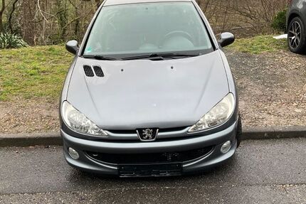 Peugeot 206 94.800 km 1.700 &euro; Rüdesheim am Rhein 65385