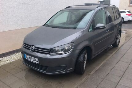 VW Touran 150.000 km 8.000 &euro; GROß GERAU 64521
