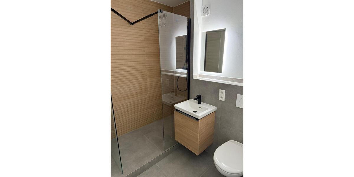 Erdgeschoßwohnung Wiesbaden Biebrich - 1.5 Zimmer, 46 m&sup2;, 1.100&euro; | Angebot:25332158