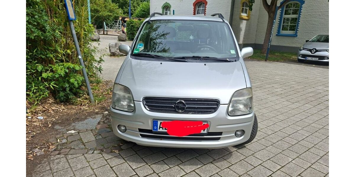 Opel Agila 112.000 km 1.100 &euro; Wiesbaden 65187