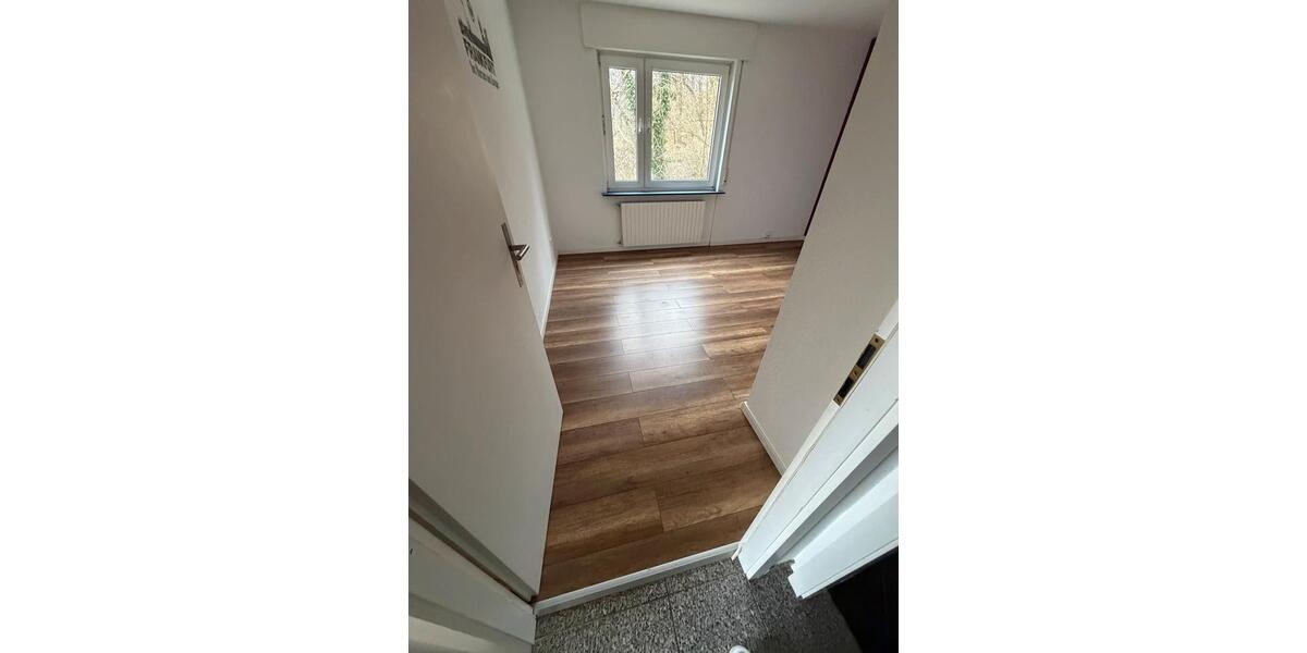Erdgeschoßwohnung Hofheim am Taunus - 3 Zimmer, 67 m&sup2;, 1.100&euro; | Angebot:24842780