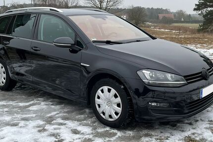 VW Golf 193.700 km 9.900 &euro; Wiesbaden 65183