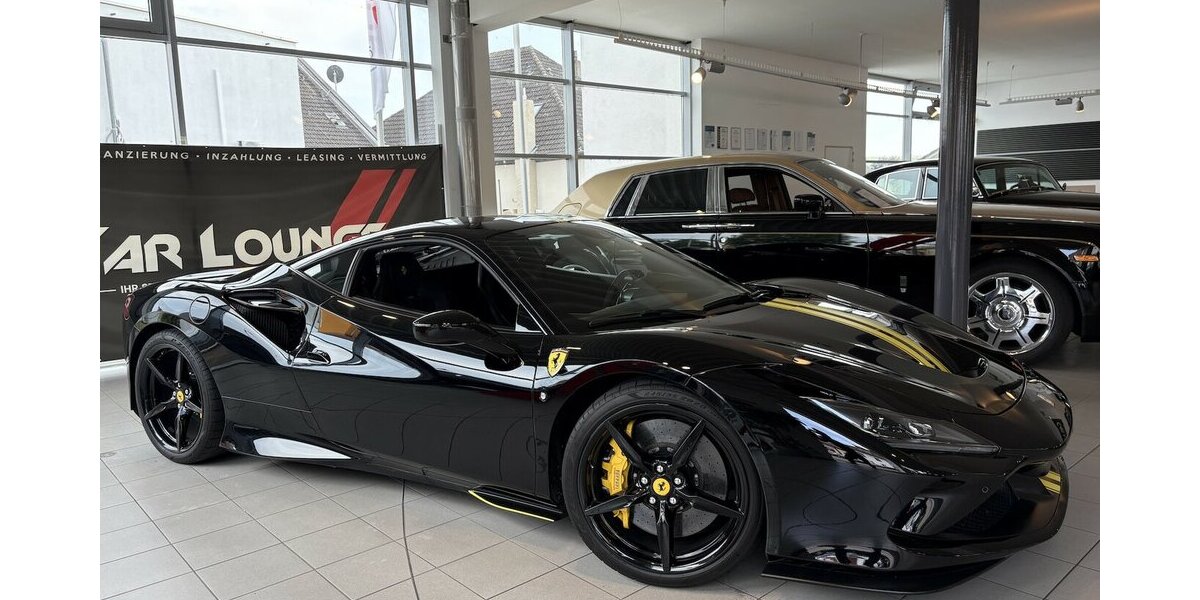 Ferrari F8 Tributo Racing|Lift|Carbon|Service neu|Garantie 16.209 km 285.999 &euro; Mainz-Kostheim 55246