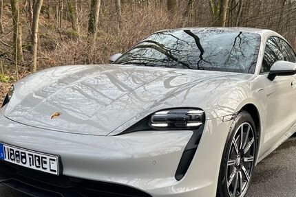 Porsche Taycan 32.200 km 54.990 &euro; Königstein 61462