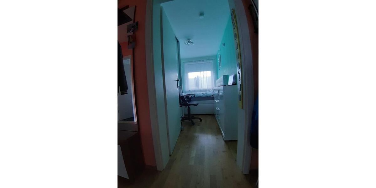 Etagenwohnung Wiesbaden Biebrich - 3 Zimmer, 60 m&sup2;, 1.500&euro; | Angebot:25173745