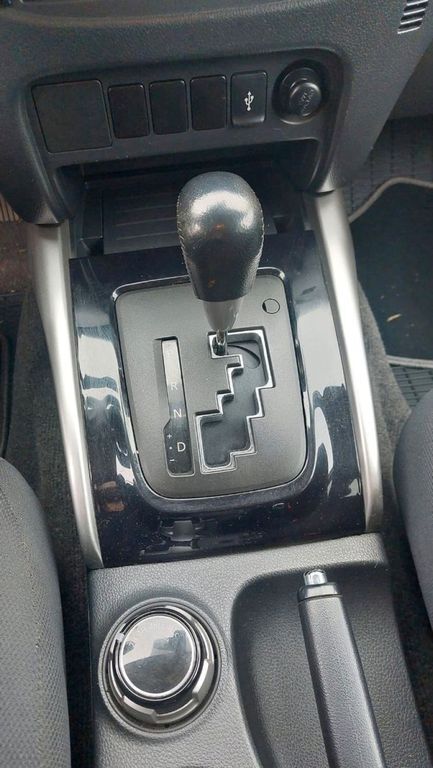 Mitsubishi L200 98.320 km 15.000 € Frankfurt am Main 60318