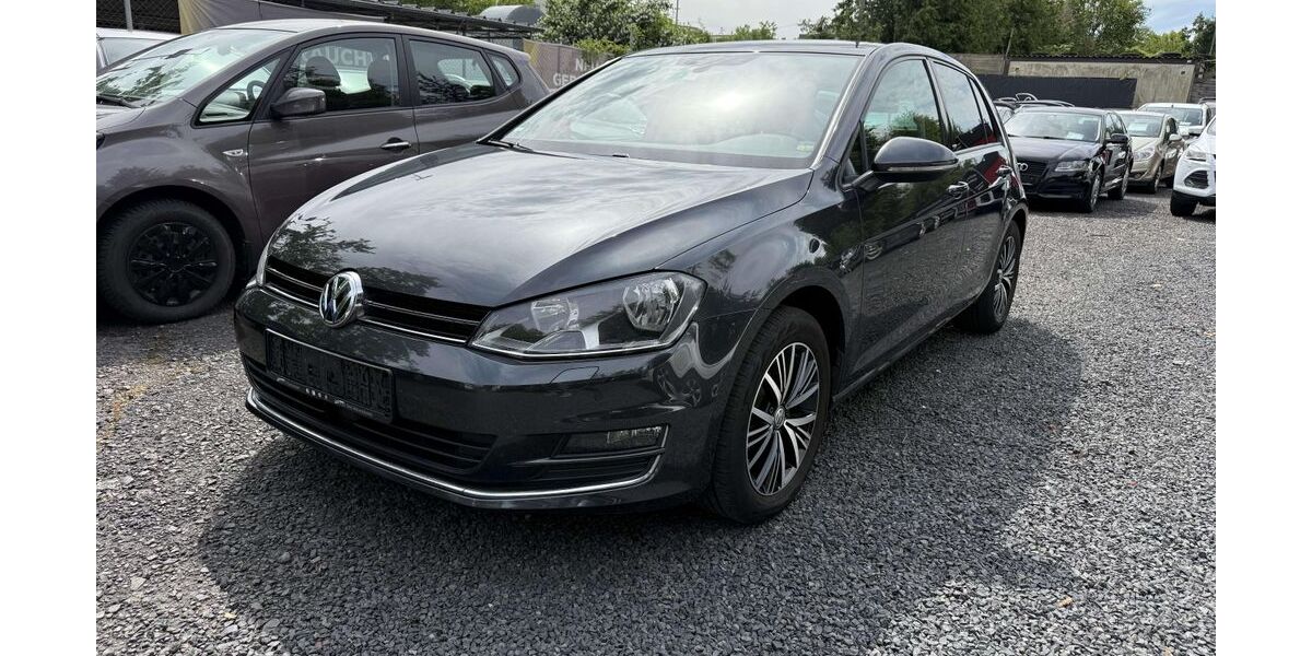 VW Golf 126.000 km 8.999 &euro; Wiesbaden 65197