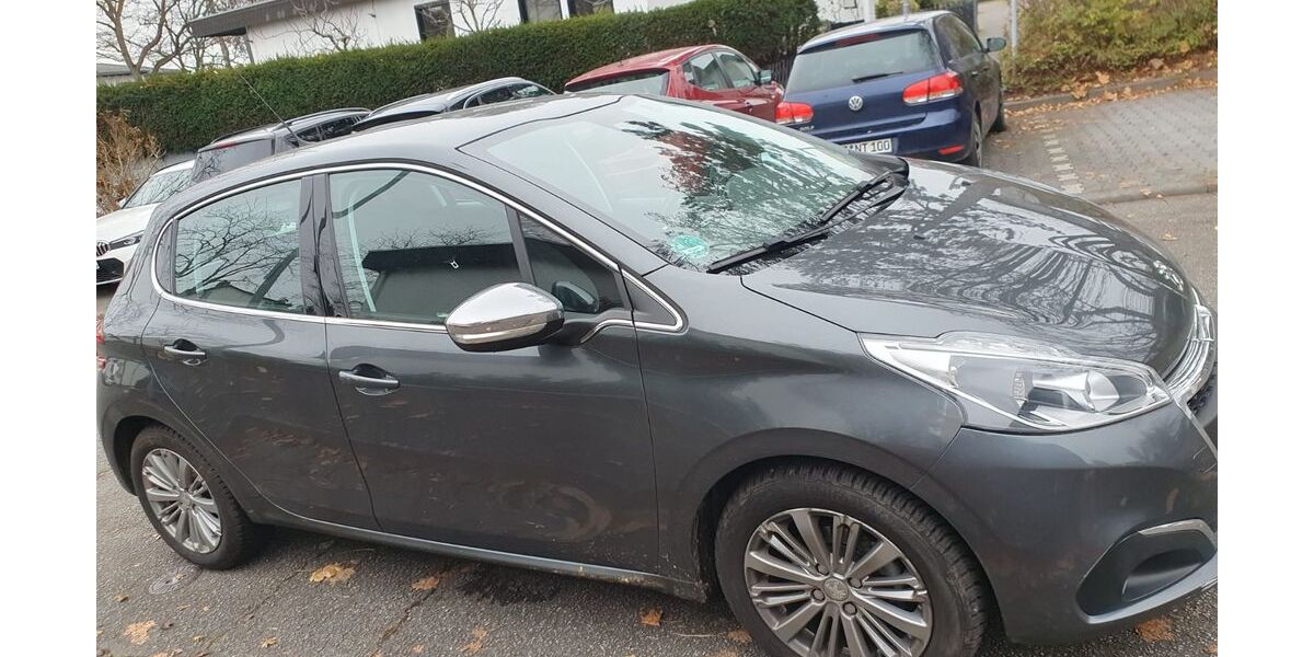 Peugeot 208 16.301 km 11.500 &euro; Mainz-Finthen 55126