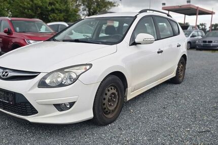Hyundai i30 130.000 km 1.999 € Groß Gerau 64521