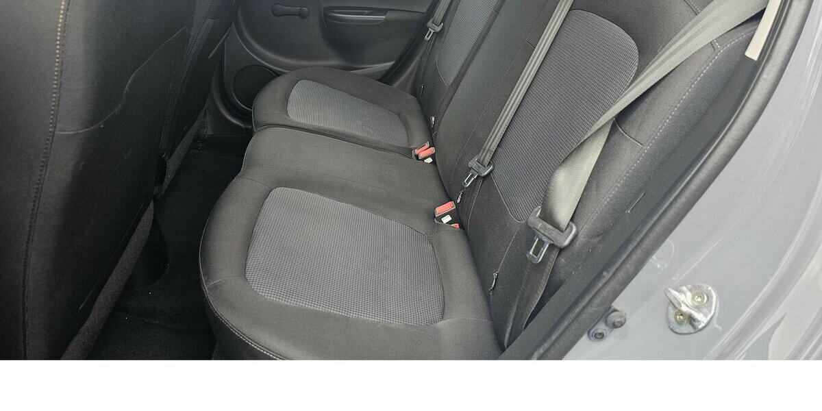 Hyundai i20 Trend + Klima+ Inspektion + TÜV + NEU + 146.531 km 5.945 &euro; Schwalbach/Taunus 65824