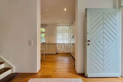 Haus zum Mieten in Wiesbaden 3.195 € 150 m² 5 zimmer