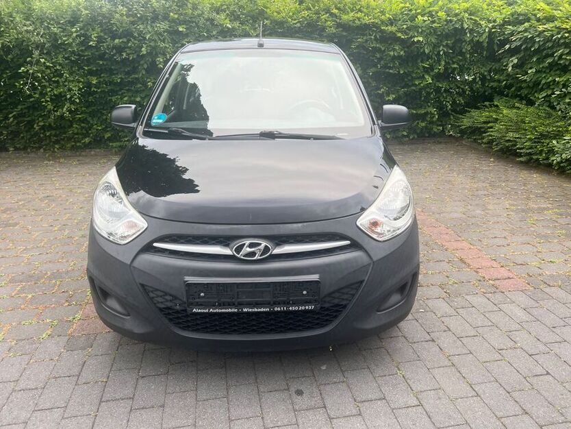 i10