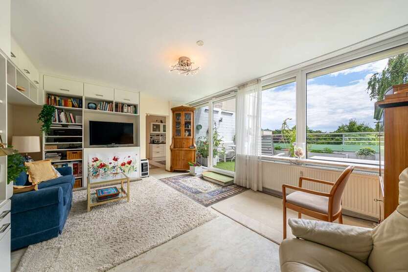 Wohnung zum Kaufen in Wiesbaden Sonnenberg 295.000 € 64.58 m² 2 zimmer