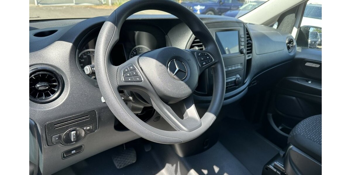 Mercedes-Benz Vito Tourer 114 CDI Pro extralang 37.257 km 34.391 &euro; Mainz 55122