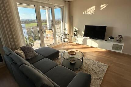 Hochwertige teilmöblierte 3-Zimmer-Etagenwohnung mit Balkon! 3 zimmer