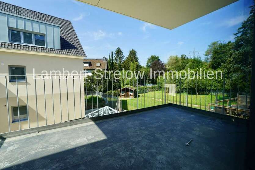 Wohnung zum Kaufen in Wiesbaden Biebrich 688.000 € 99.94 m²
