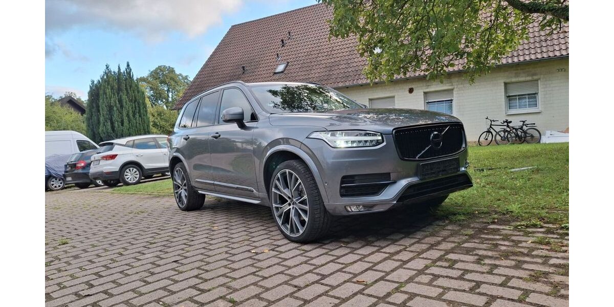 Volvo XC90 158.000 km 24.980 € Rüsselsheim am Main 65428