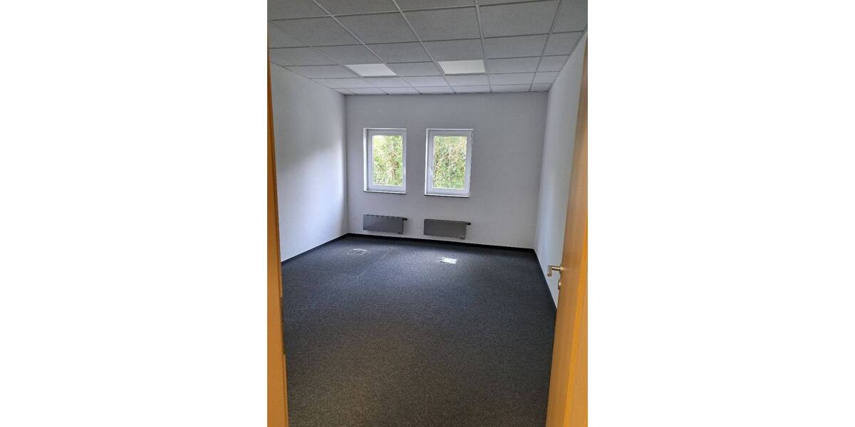 Gewerbeobjekt Oberursel - 5 Zimmer, 257 m&sup2;, 2.549&euro; | Angebot:25776590