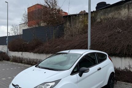 Ford Fiesta 123.200 km 2.499 &euro; Wiesbaden 65189