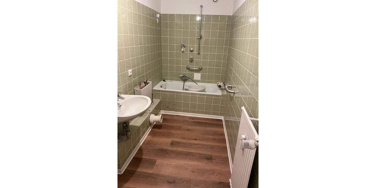 Etagenwohnung Wiesbaden Erbenheim - 1 Zimmer, 43 m&sup2;, 580&euro; | Angebot:25915842