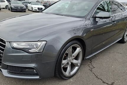 Audi A5 160.000 km 21.490 &euro; Gross Gerau 64521